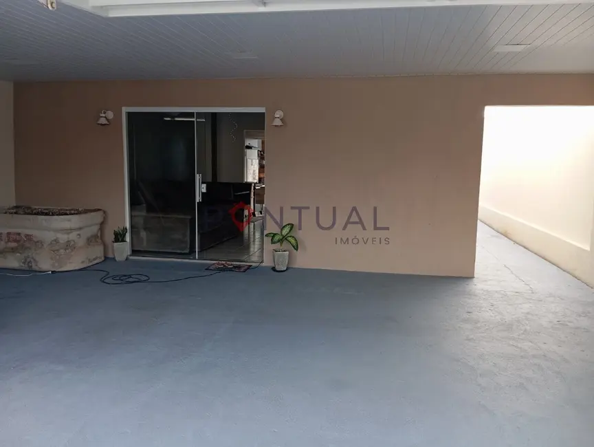 Foto 4 de Casa com 2 quartos à venda, 120m2 em Marilia - SP