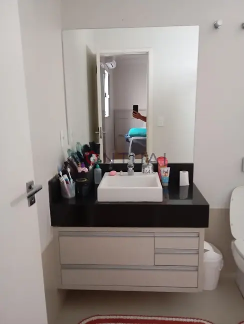 Foto 3 de Casa com 3 quartos à venda, 190m2 em Jardim Esplanada, Marilia - SP