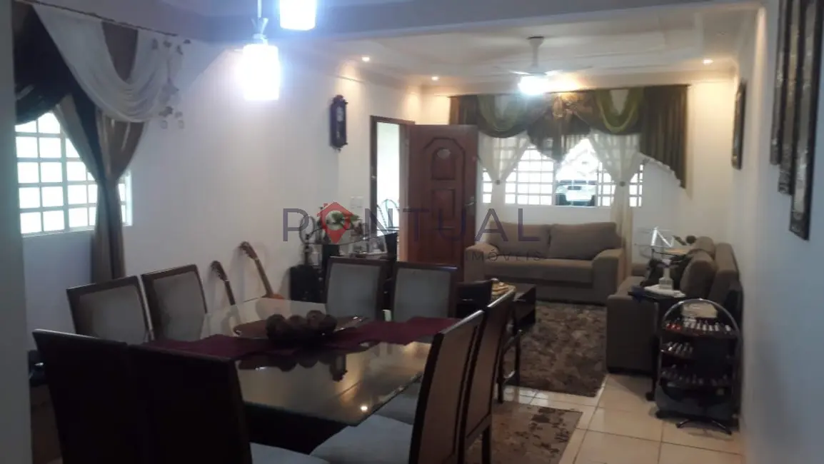 Foto 3 de Casa com 3 quartos à venda, 210m2 em Jardim Esplanada, Marilia - SP