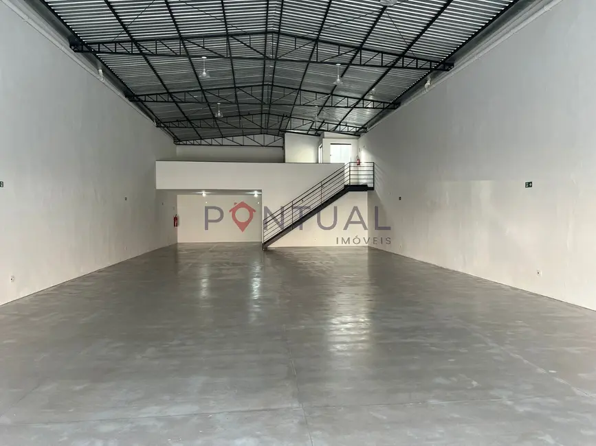 Foto 3 de Armazém / Galpão para alugar, 385m2 em Distrito Industrial, Marilia - SP