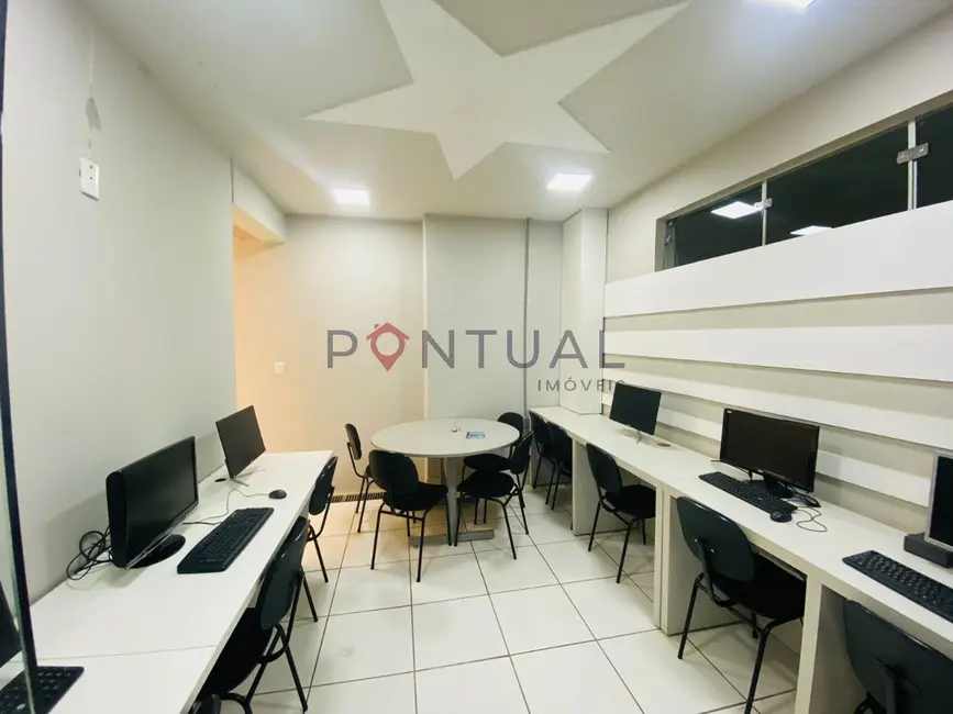 Sala Comercial para alugar, 120m2 em Barbosa, Marilia - SP - imagem 6 Foto 6 de Sala Comercial para alugar, 120m2 em Barbosa, Marilia - SP