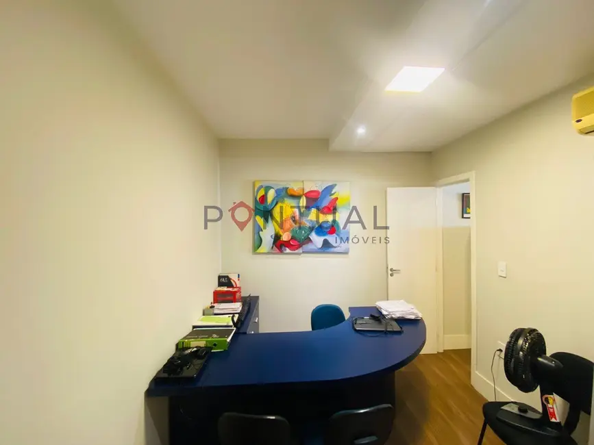 Sala Comercial para alugar, 120m2 em Barbosa, Marilia - SP - imagem 8 Foto 8 de Sala Comercial para alugar, 120m2 em Barbosa, Marilia - SP