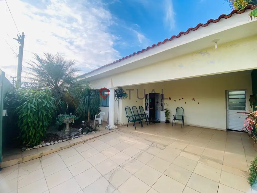 Foto 3 de Casa com 3 quartos à venda, 180m2 em Jardim Eldorado, Marilia - SP