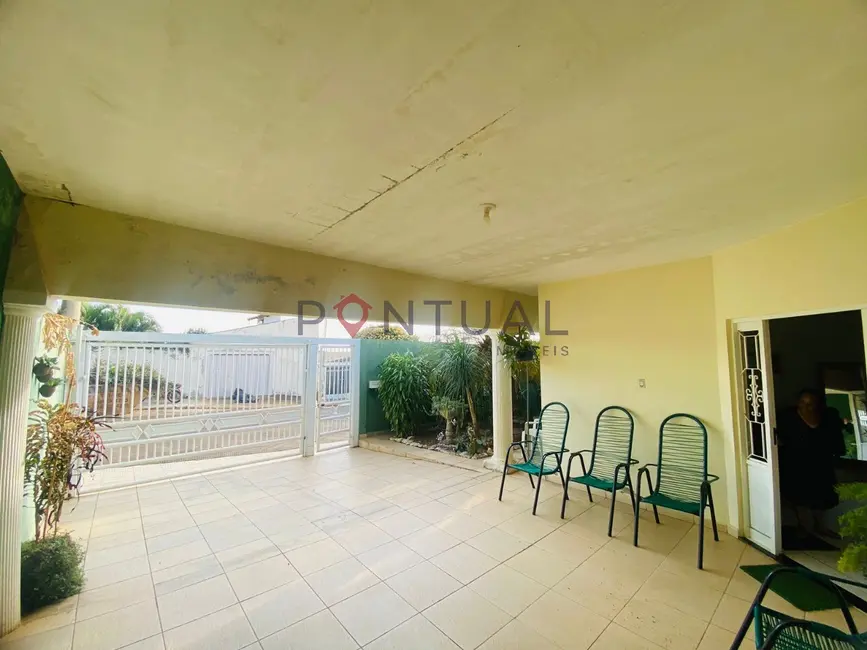 Foto 2 de Casa com 3 quartos à venda e para alugar, 180m2 em Jardim Eldorado, Marilia - SP