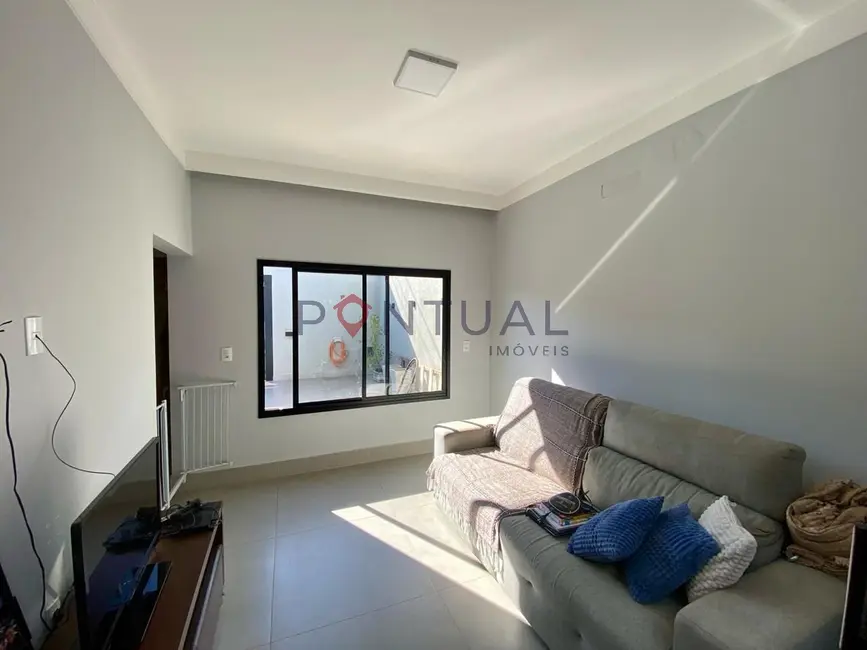 Foto 4 de Casa com 3 quartos à venda, 187m2 em Sérgio Roim (Padre Nóbrega), Marilia - SP