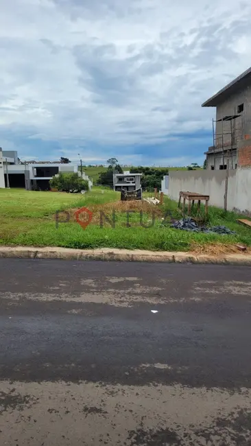 Foto 4 de Terreno / Lote à venda, 287m2 em Marilia - SP