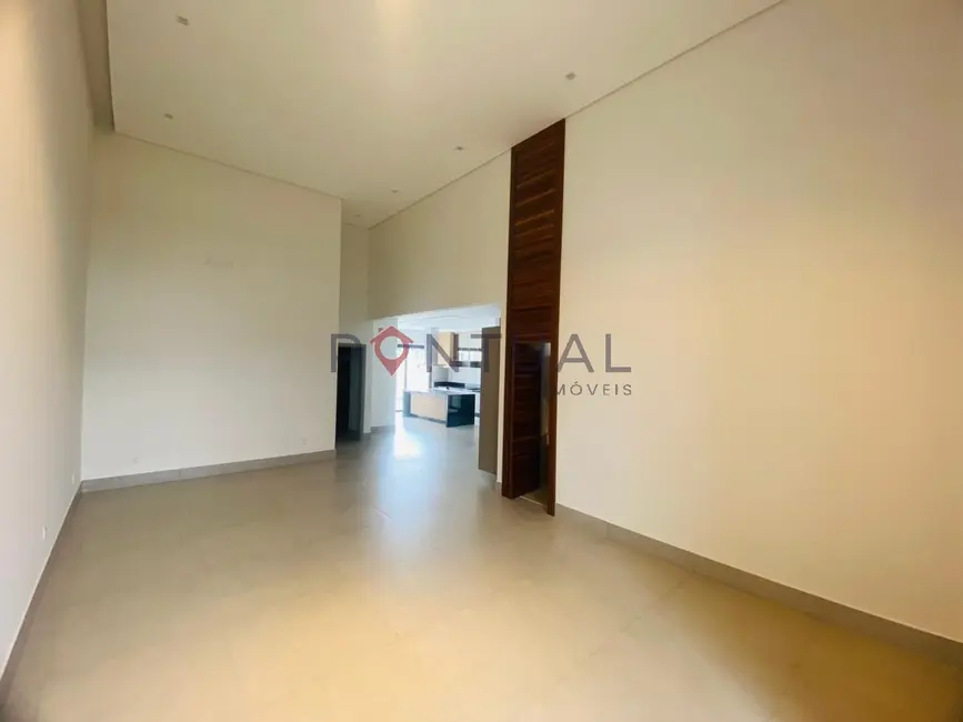 Foto 4 de Casa de Condomínio com 3 quartos à venda, 250m2 em Esmeralda Residence II, Marilia - SP