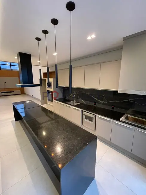 Foto 3 de Casa de Condomínio com 3 quartos à venda, 171m2 em Residencial Vale Verde, Marilia - SP