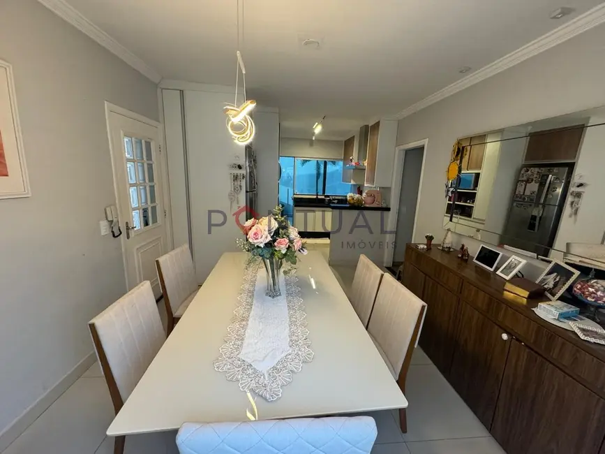 Foto 6 de Casa com 3 quartos à venda, 170m2 em Jardim Parati, Marilia - SP