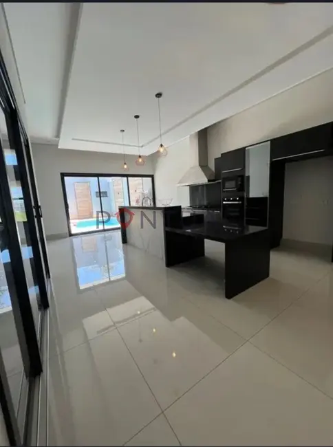 Foto 3 de Casa de Condomínio com 3 quartos à venda, 205m2 em Residencial Villa Flora Aquarius, Marilia - SP