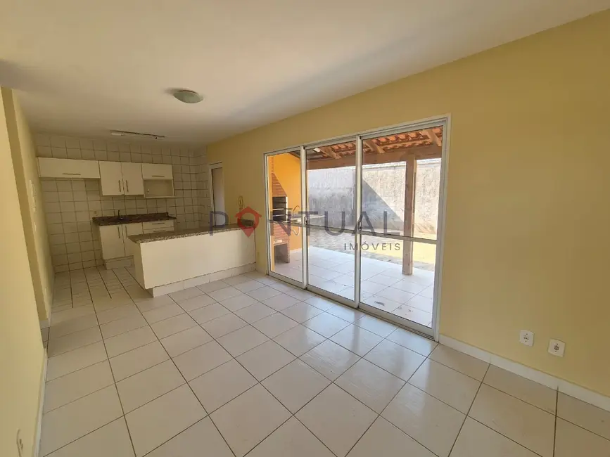 Foto 2 de Casa de Condomínio com 3 quartos à venda e para alugar, 90m2 em Jardim Esmeralda, Marilia - SP