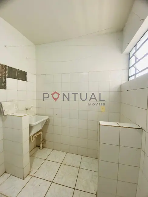Apartamento com 2 quartos para alugar, 45m2 em Jardim Araxá, Marilia - SP - imagem 3 Foto 3 de Apartamento com 2 quartos para alugar, 45m2 em Jardim Araxá, Marilia - SP