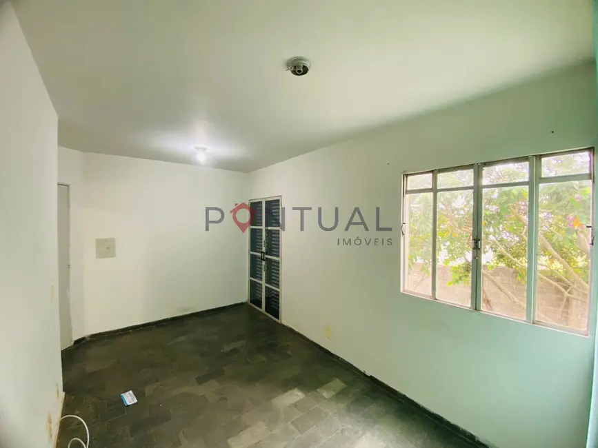 Apartamento com 2 quartos para alugar, 45m2 em Jardim Araxá, Marilia - SP - imagem 8 Foto 8 de Apartamento com 2 quartos para alugar, 45m2 em Jardim Araxá, Marilia - SP