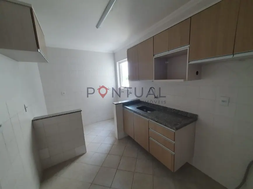 Foto 2 de Apartamento com 2 quartos para alugar, 50m2 em Senador Salgado Filho, Marilia - SP