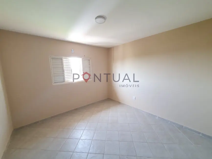 Foto 4 de Apartamento com 2 quartos para alugar, 50m2 em Senador Salgado Filho, Marilia - SP