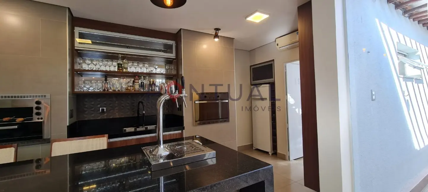 Foto 7 de Casa com 5 quartos à venda, 550m2 em Cavalieri, Marilia - SP