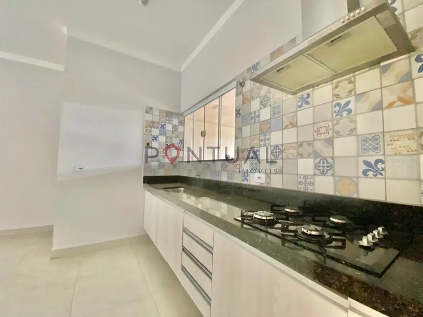 Casa com 3 quartos para alugar, 90m2 em Jardim Esplanada, Marilia - SP - imagem 3 Foto 3 de Casa com 3 quartos para alugar, 90m2 em Jardim Esplanada, Marilia - SP