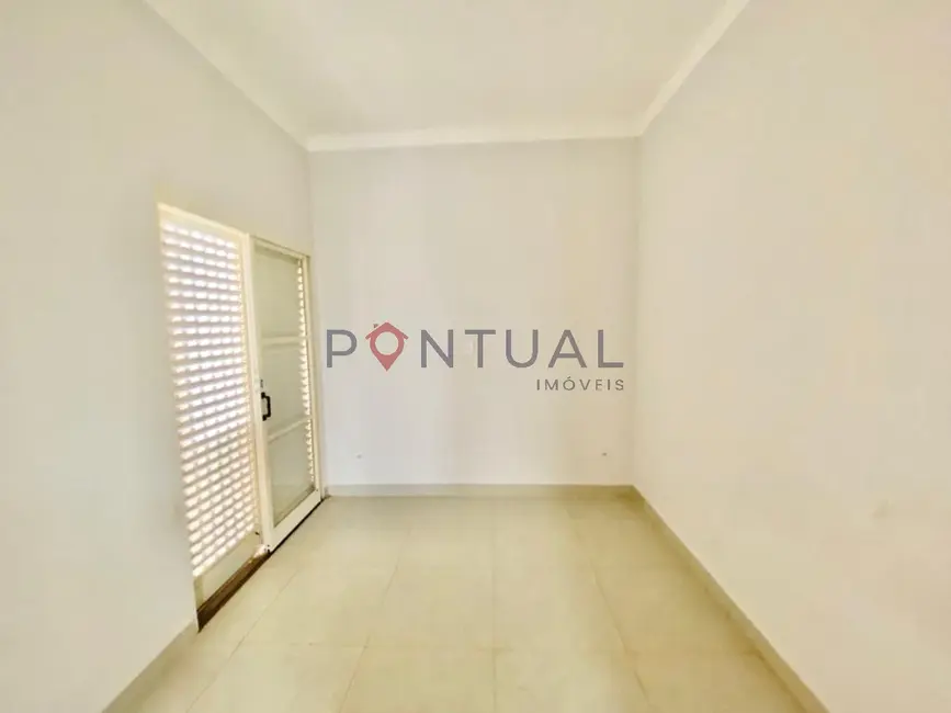 Casa com 3 quartos para alugar, 90m2 em Jardim Esplanada, Marilia - SP - imagem 6 Foto 6 de Casa com 3 quartos para alugar, 90m2 em Jardim Esplanada, Marilia - SP