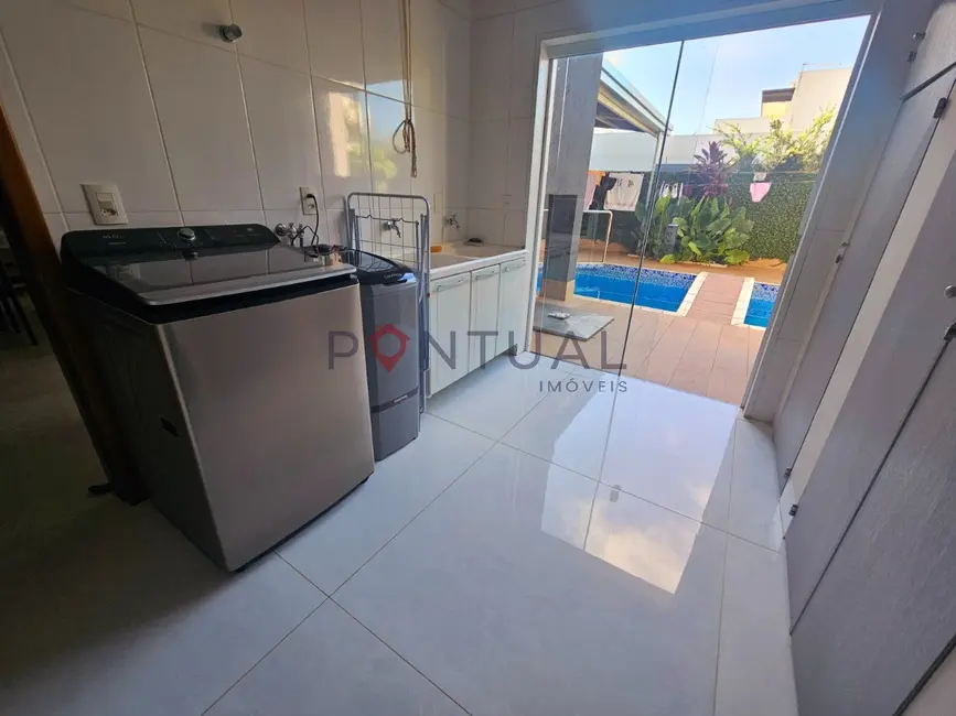 Foto 4 de Casa de Condomínio com 3 quartos à venda, 240m2 em Residencial Vale Verde, Marilia - SP