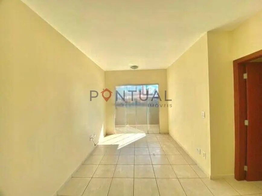 Foto 2 de Apartamento com 2 quartos para alugar, 65m2 em Marília, Marilia - SP