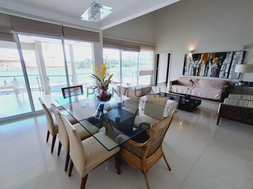 Foto 4 de Casa de Condomínio com 4 quartos para alugar, 300m2 em Jardim Alvorada, Marilia - SP