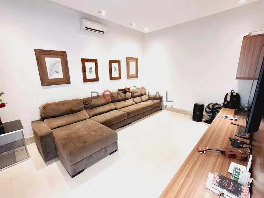 Foto 6 de Casa de Condomínio com 4 quartos para alugar, 300m2 em Jardim Alvorada, Marilia - SP