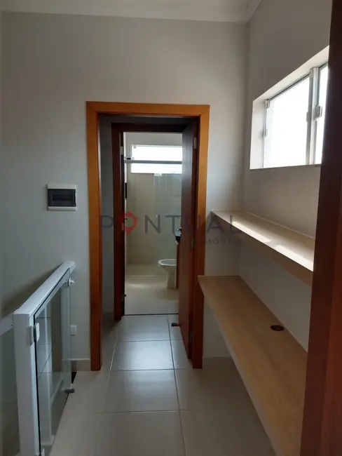 Foto 6 de Casa com 2 quartos à venda, 120m2 em Jardim Aeroporto, Marilia - SP