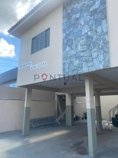 Foto 1 de Apartamento com 2 quartos para alugar, 40m2 em Jardim Cavallari, Marilia - SP