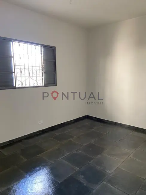 Apartamento com 2 quartos para alugar, 40m2 em Jardim Cavallari, Marilia - SP - imagem 4 Foto 4 de Apartamento com 2 quartos para alugar, 40m2 em Jardim Cavallari, Marilia - SP
