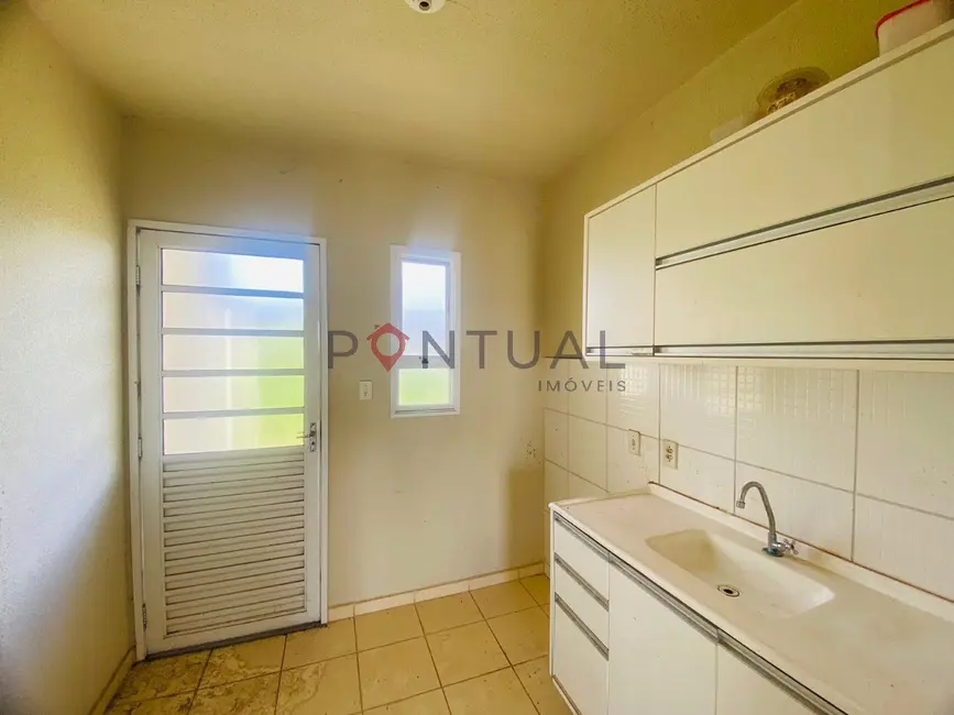 Casa com 2 quartos para alugar, 46m2 em Residencial Vida Nova Maracá II (Padre Nobrega), Marilia - SP - imagem 7 Foto 7 de Casa com 2 quartos para alugar, 46m2 em Residencial Vida Nova Maracá II (Padre Nobrega), Marilia - SP