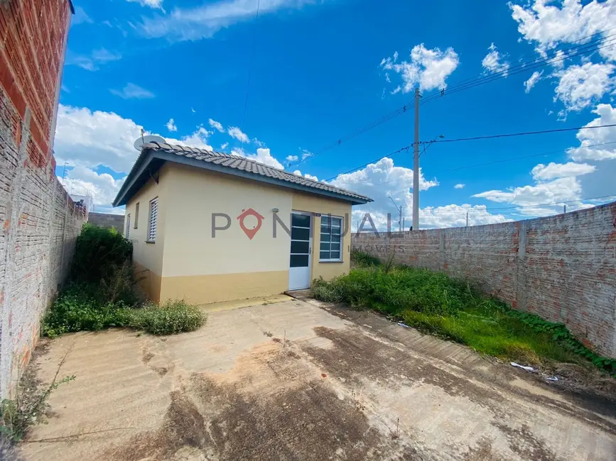 Casa com 2 quartos para alugar, 46m2 em Residencial Vida Nova Maracá II (Padre Nobrega), Marilia - SP - imagem 3 Foto 3 de Casa com 2 quartos para alugar, 46m2 em Residencial Vida Nova Maracá II (Padre Nobrega), Marilia - SP