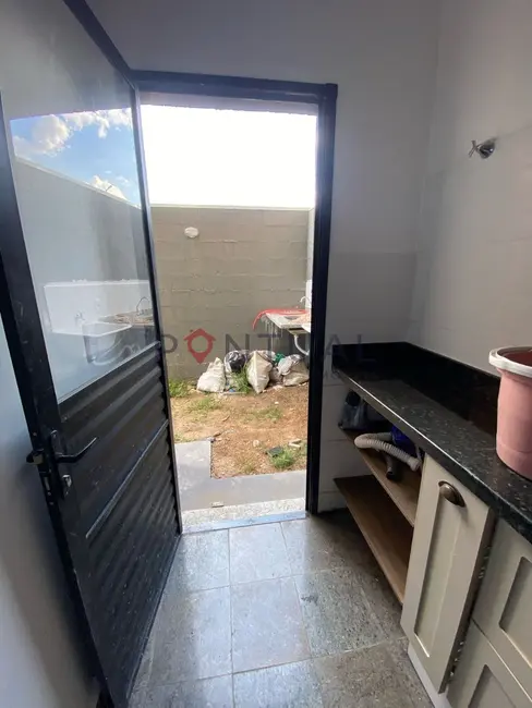 Foto 9 de Apartamento com 2 quartos para alugar, 48m2 em Jardim Cristo Rei, Marilia - SP