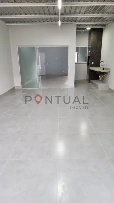 Foto 2 de Casa com 2 quartos à venda, 65m2 em Vila Coimbra, Marilia - SP