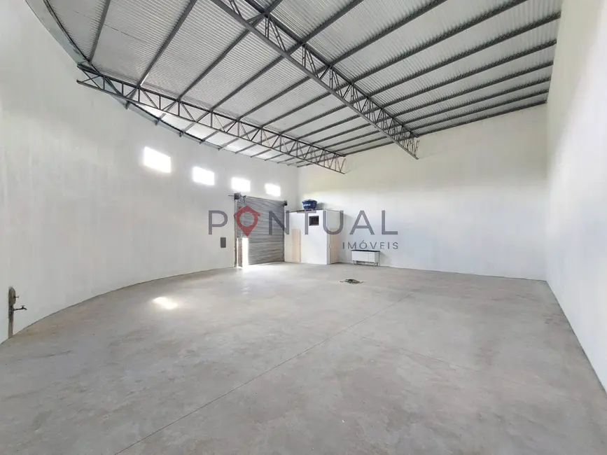 Foto 3 de Armazém / Galpão à venda e para alugar, 200m2 em Jardim Aquárius, Marilia - SP