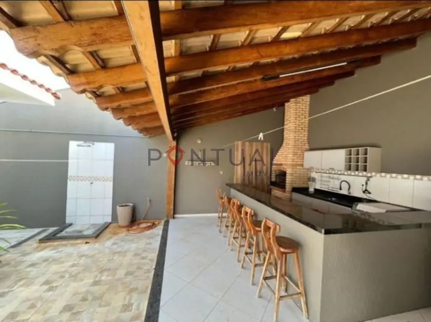 Foto 4 de Casa com 3 quartos à venda, 261m2 em Jardim Maria Izabel, Marilia - SP