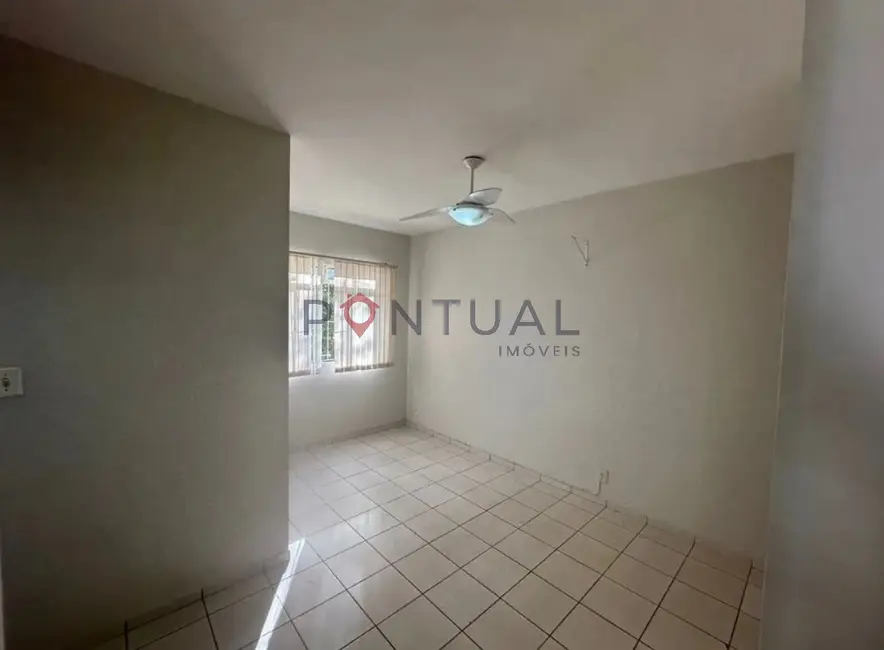 Foto 4 de Apartamento com 2 quartos para alugar, 45m2 em Jardim Lavínia, Marilia - SP