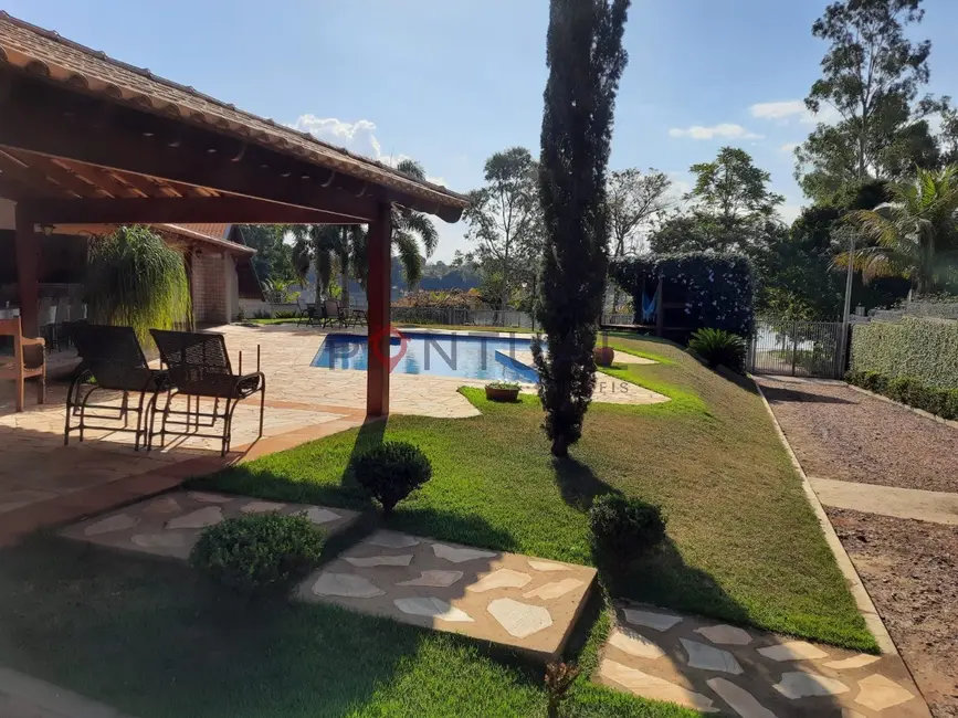 Foto 6 de Casa com 4 quartos à venda, 460m2 em Lins - SP