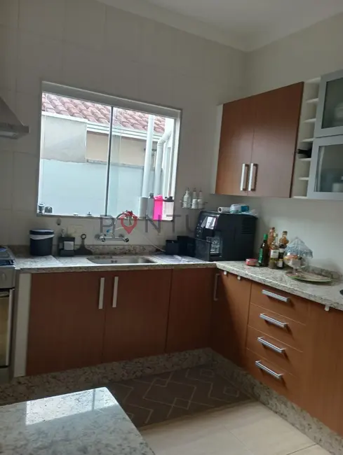 Foto 6 de Casa de Condomínio com 3 quartos à venda, 150m2 em Jardim Itaipu, Marilia - SP
