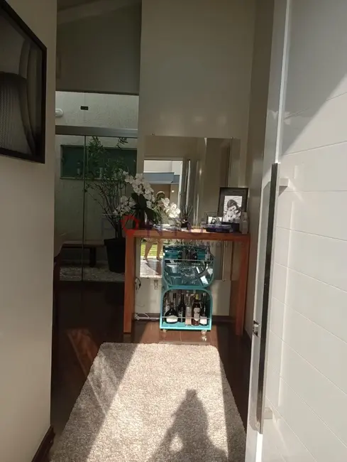 Foto 4 de Casa de Condomínio com 3 quartos à venda, 150m2 em Jardim Itaipu, Marilia - SP