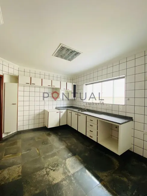 Foto 4 de Casa de Condomínio com 4 quartos à venda e para alugar, 250m2 em Parque das Esmeraldas, Marilia - SP