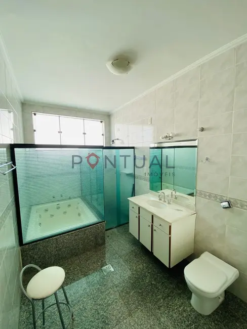 Foto 9 de Casa de Condomínio com 4 quartos à venda e para alugar, 250m2 em Parque das Esmeraldas, Marilia - SP