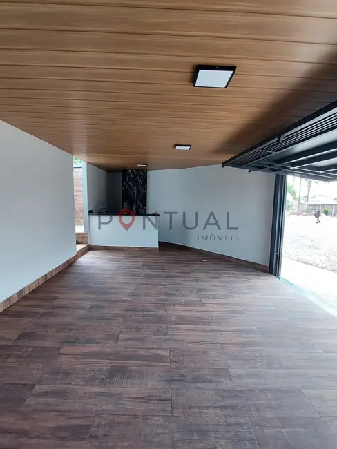Foto 2 de Casa com 3 quartos à venda, 160m2 em Conjunto Habitacional Vila dos Comerciários II, Marilia - SP