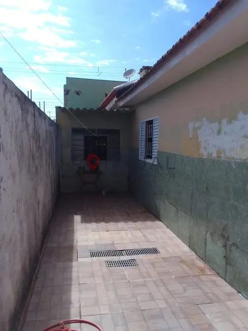 Foto 8 de Casa com 2 quartos à venda, 140m2 em Núcleo Habitacional Presidente Jânio da Silva Quadros, Marilia - SP