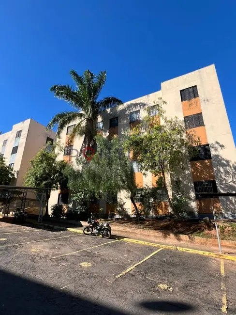 Foto 9 de Apartamento com 1 quarto à venda e para alugar, 45m2 em Jardim Califórnia, Marilia - SP