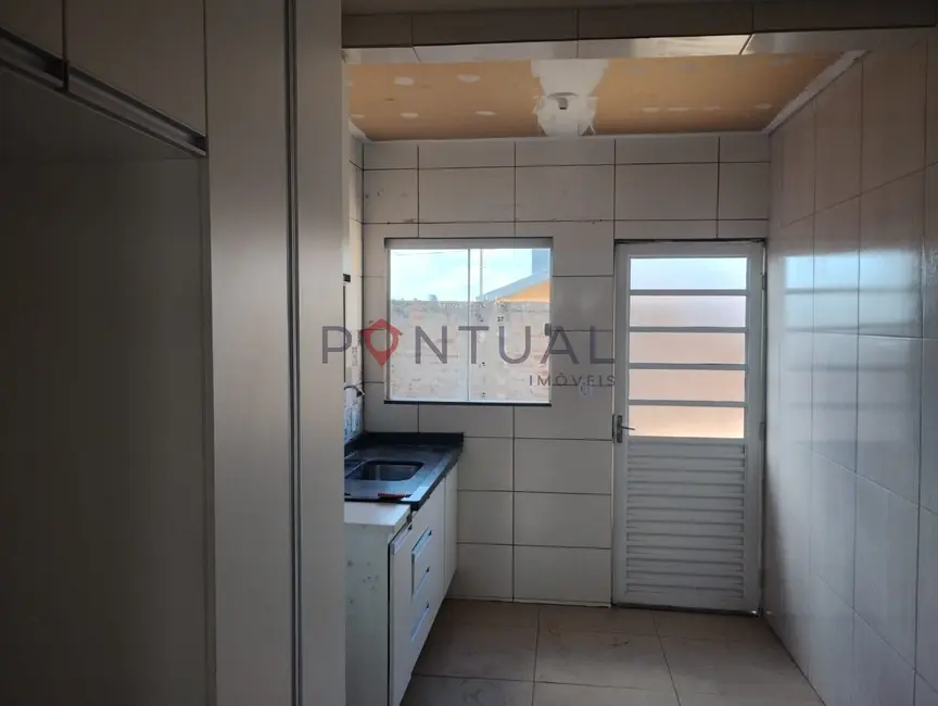 Casa com 2 quartos para alugar, 110m2 em Residencial Vida Nova Maracá II (Padre Nobrega), Marilia - SP - imagem 7 Foto 7 de Casa com 2 quartos para alugar, 110m2 em Residencial Vida Nova Maracá II (Padre Nobrega), Marilia - SP