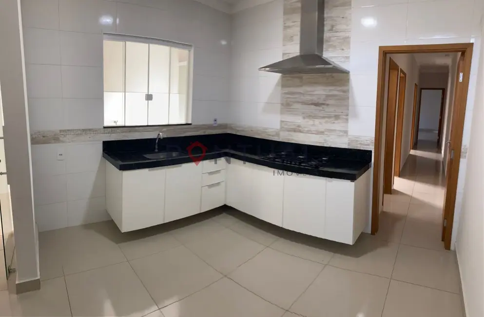 Foto 3 de Casa com 3 quartos à venda, 120m2 em Palmital, Marilia - SP