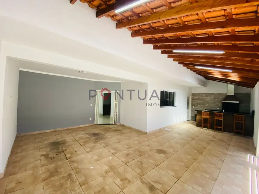 Foto 3 de Casa com 3 quartos à venda, 199m2 em Jardim Parati, Marilia - SP