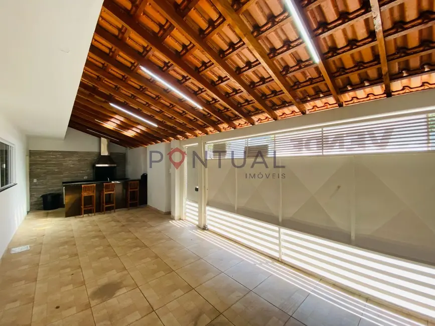 Foto 2 de Casa com 3 quartos à venda e para alugar, 199m2 em Jardim Parati, Marilia - SP