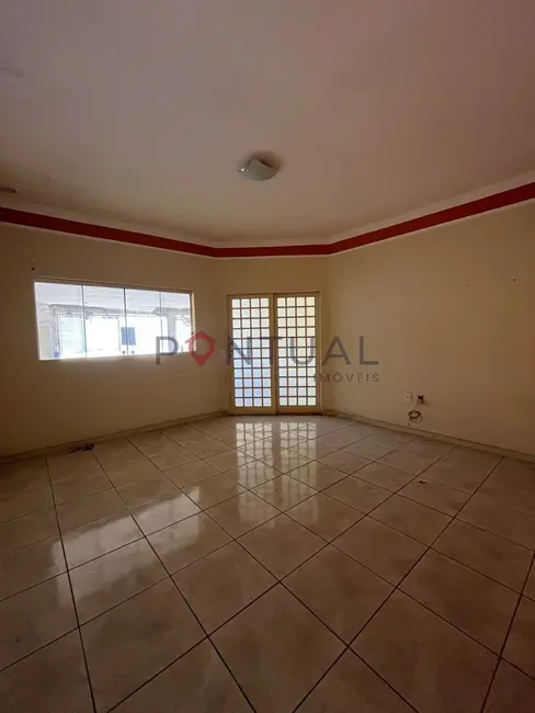 Foto 3 de Casa com 3 quartos à venda, 205m2 em Jardim Universitário, Marilia - SP