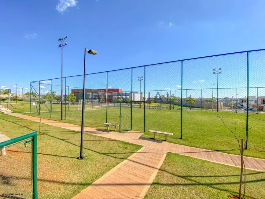 Foto 5 de Terreno / Lote à venda, 30m2 em Marilia - SP